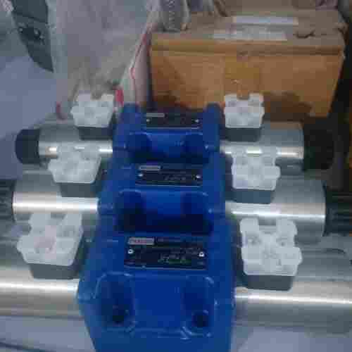 REXROTH R900937019 伺服方向阀 4WS2EM16-2X/150B12ET315K8DV