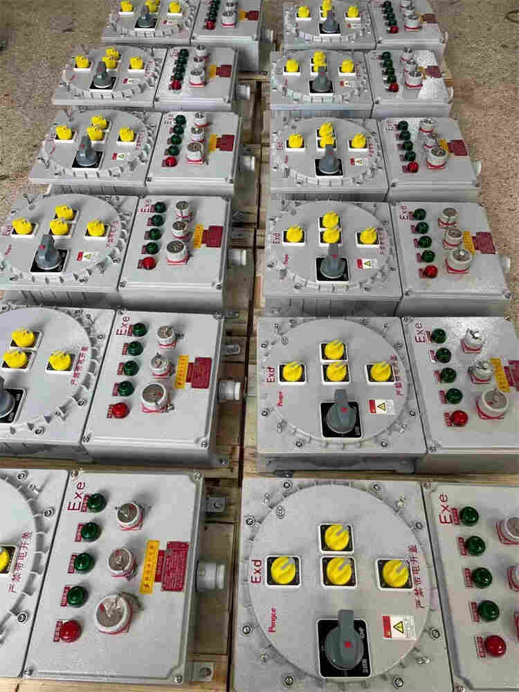 西安飞越防爆照明箱 防爆动力箱