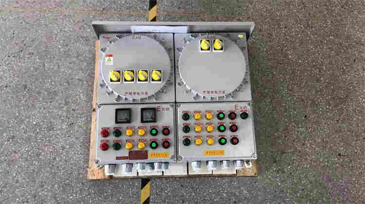 西安飞越防爆照明箱 防爆动力箱