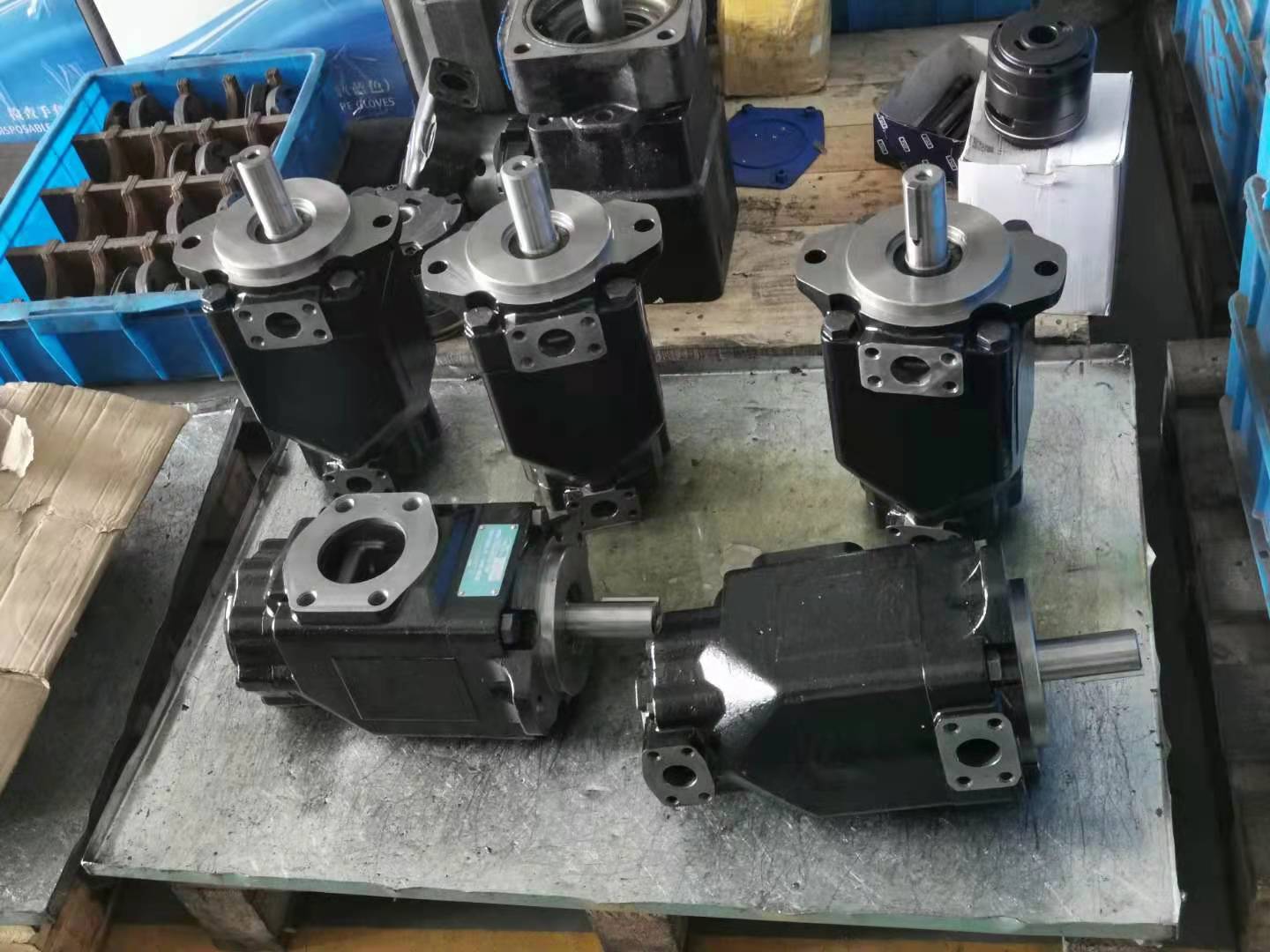 盘锦叶片泵T6E-062-1R00-A1注塑机油泵
