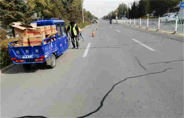 淮安马路裂缝胶带有限公司/2023