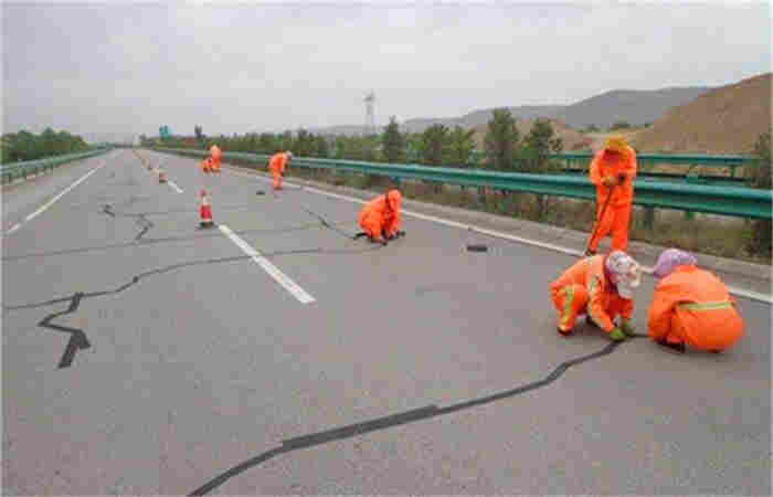 三明沥青路面裂缝贴缝带价格/2023