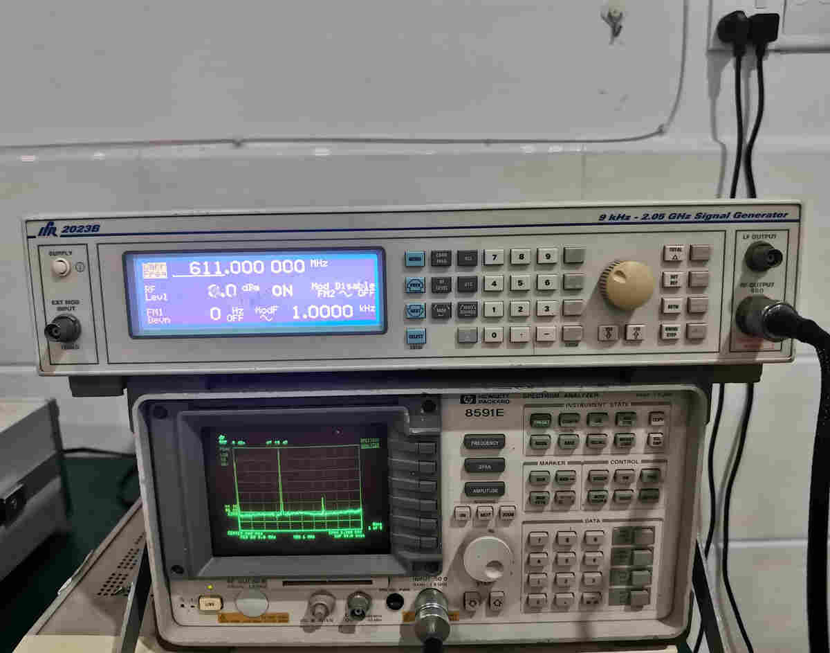 艾法斯IFR2023 IFR2023B射频信号发生器