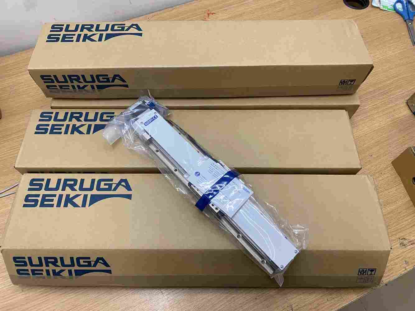 原装全新SURUGA 骏河精机 KXL06200-C 直线运动X轴平台 