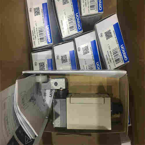 OMRON欧姆龙变频器3G3AX-RBC4001产品特点