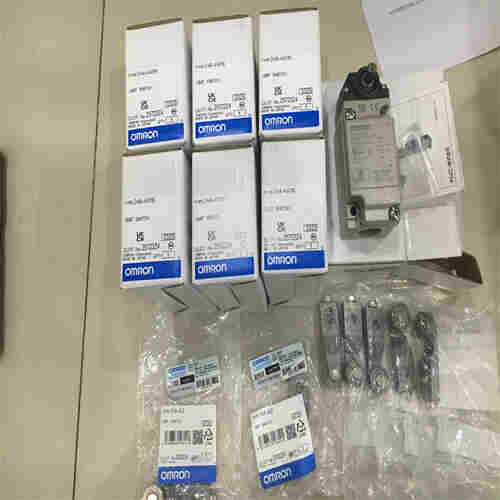 歐姆龍OMRON限位開關(guān)D4N-212G質(zhì)保一年