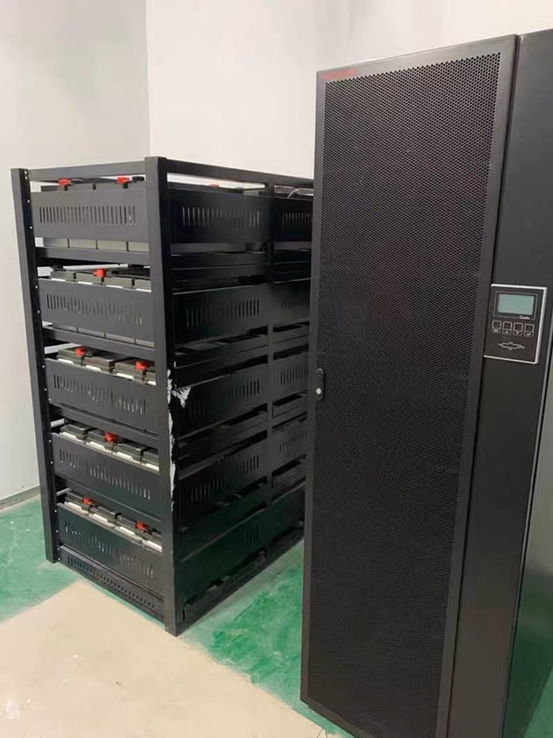 山特UPS电源3C20KS三进单出20kva/18kw数据机房后备储能