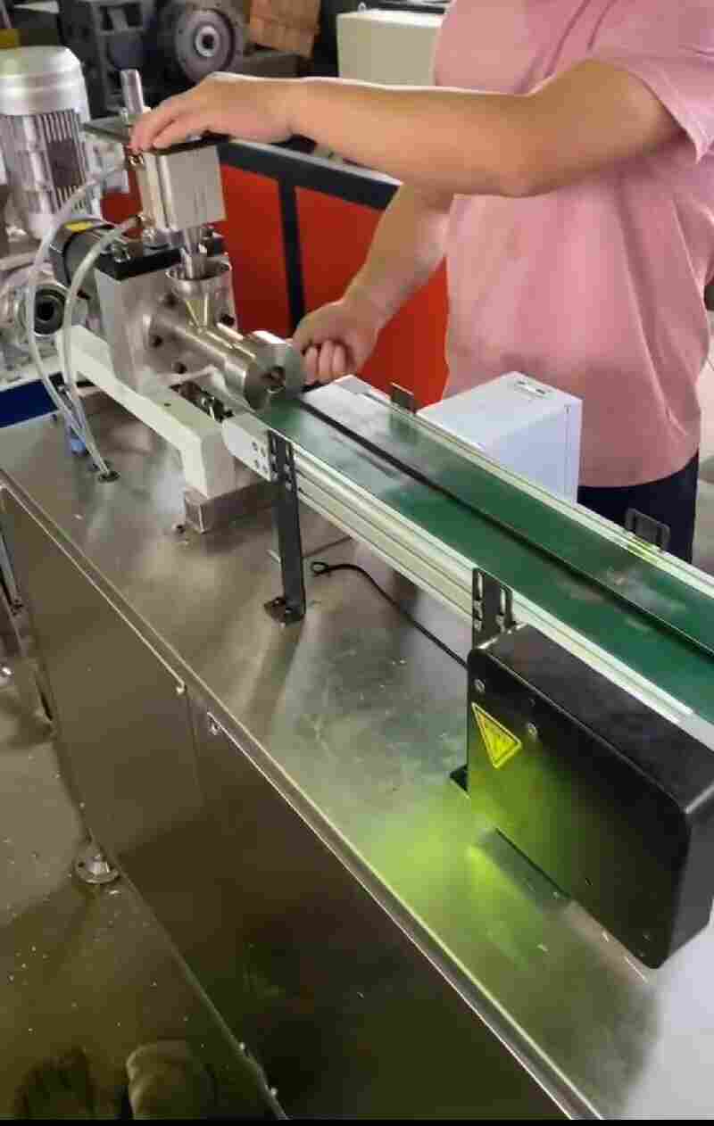 安徽催化剂成型挤条机