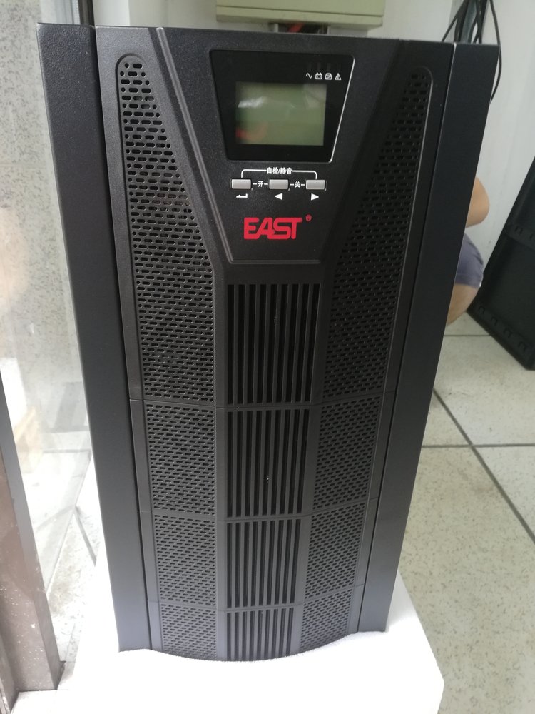 EAST易事特UPS电源EA9020H塔式三进单出20kva/16kw高频机外置电池