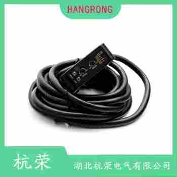 PR18S-DM3ATO 光電開關功能特點