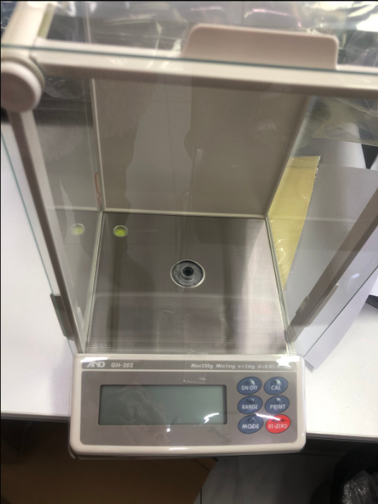 北崎现货日本AND GH-202 半微观分析天平正在热卖