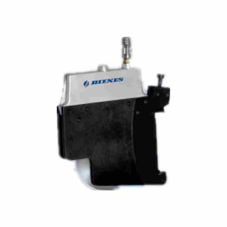 原装进口Dienes气动压切刀架