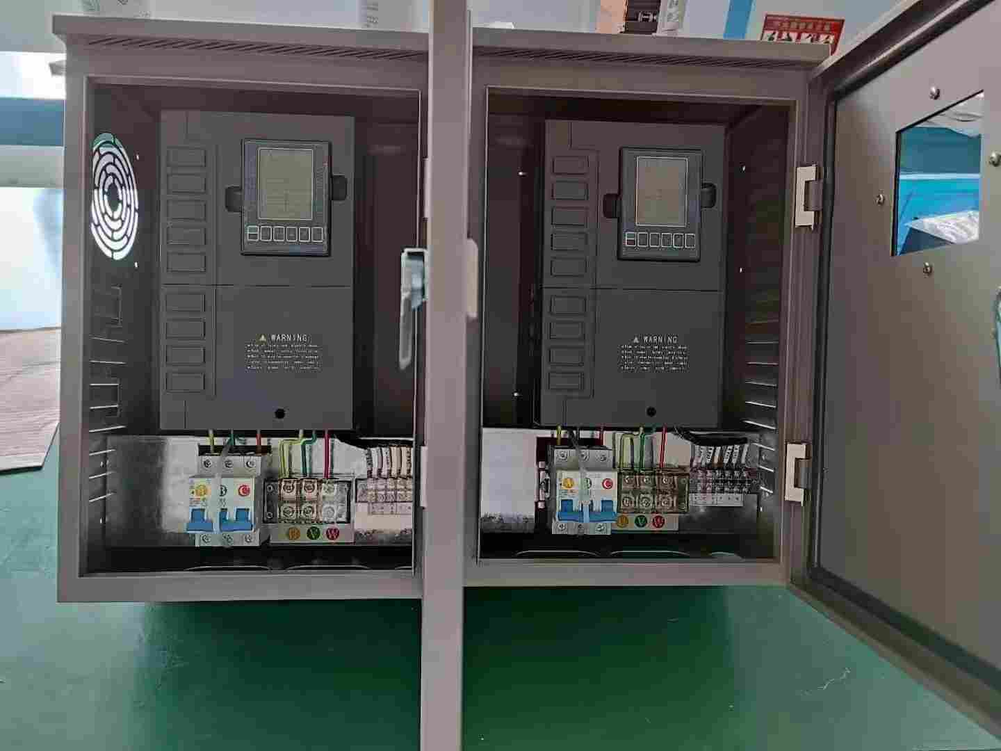 掛壁式恒壓供水變頻柜廠家直銷