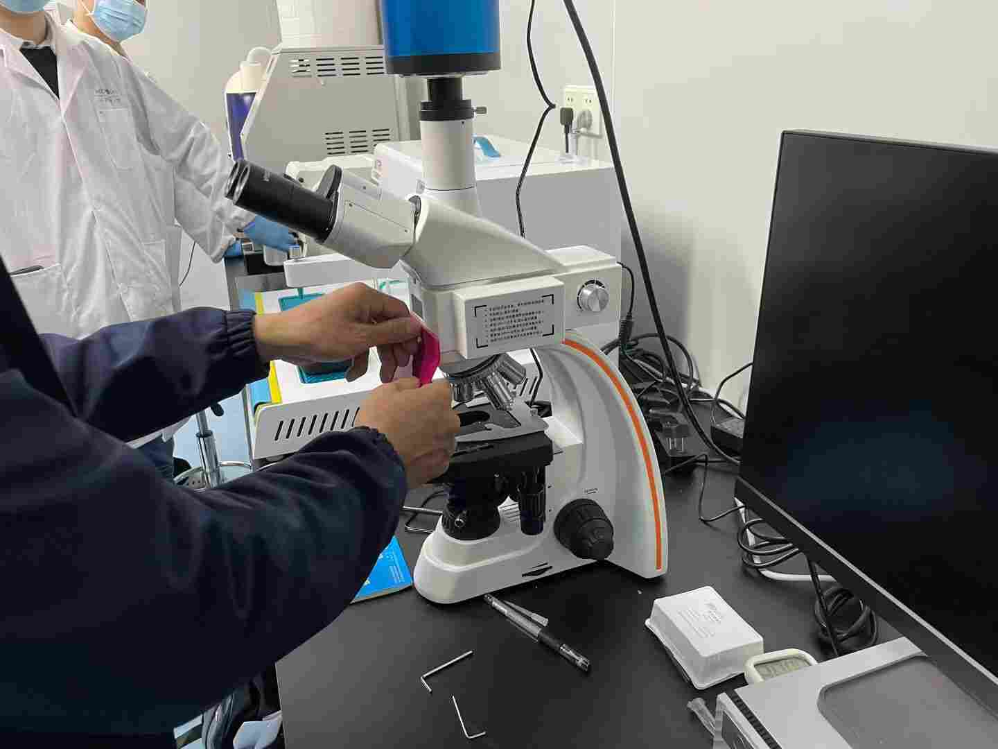 皮膚真菌熒光顯微鏡｜LH2801 熒光顯微鏡