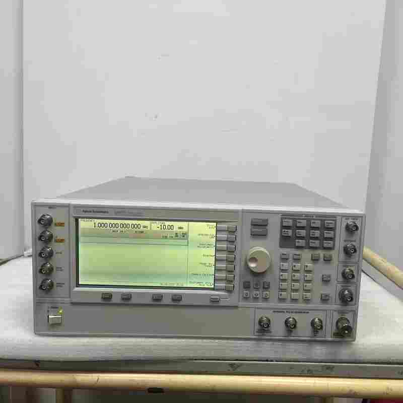 高價回收原裝進(jìn)口二手Agilent安捷倫E8267D信號發(fā)生器