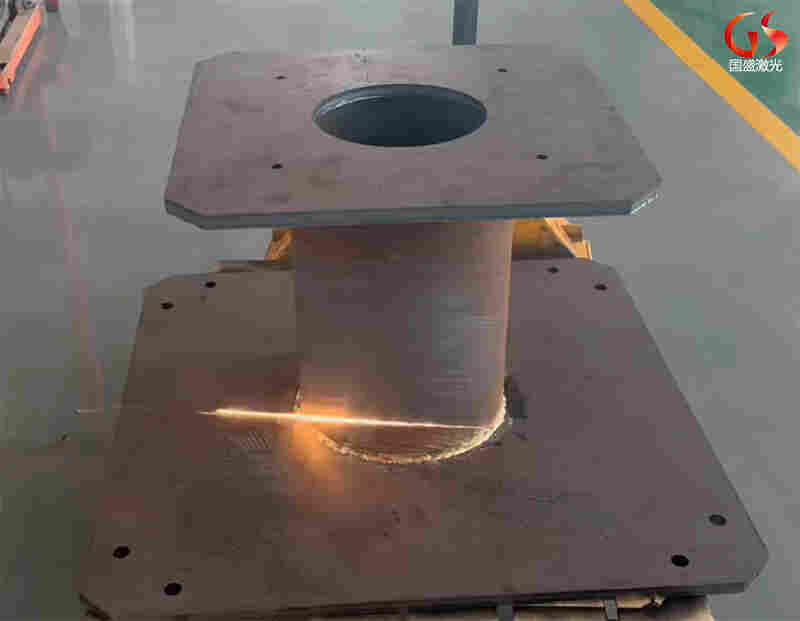 鋼筒激光清洗除銹技術在復雜工況下的應用