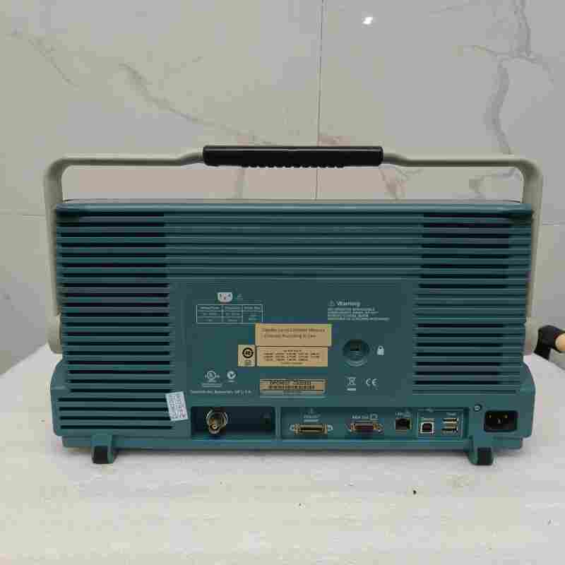 DPO4032 (4).jpg DPO4032 (4).jpg