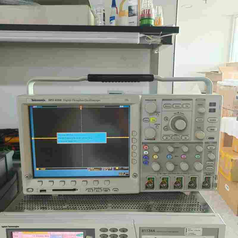 高價回收原裝二手tektronix泰克DPO4104數字示波器