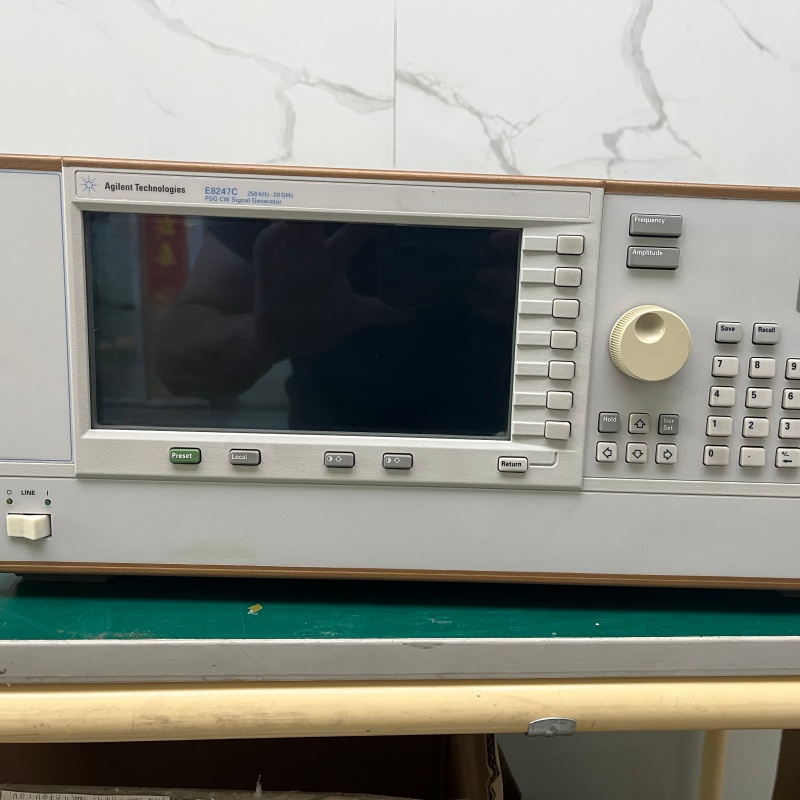 高價(jià)回收原裝進(jìn)口Agilent安捷倫E8247C信號(hào)發(fā)生器