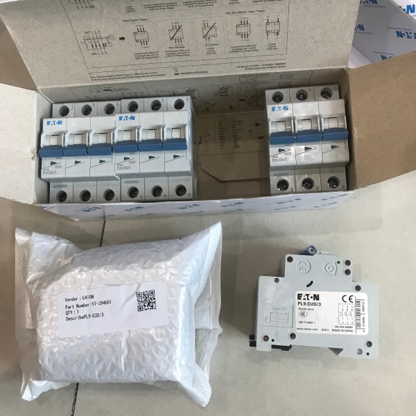 1785996072268056.jpg 工作介质EATON伊顿空气断路器IZM97B4-P25CW