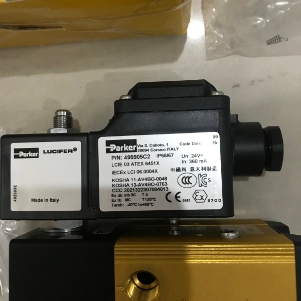 10个的倍数起订 PARKER派克电磁阀443808W资料