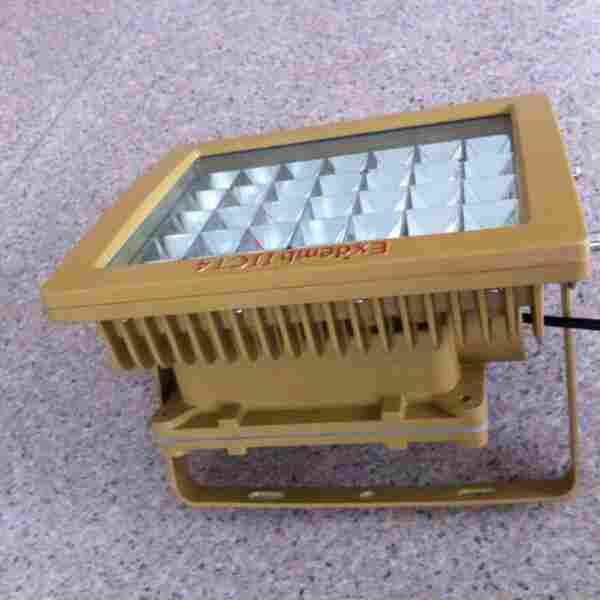 SBAD86-2-100W大功率LED防爆灯ExdIICT6IP65