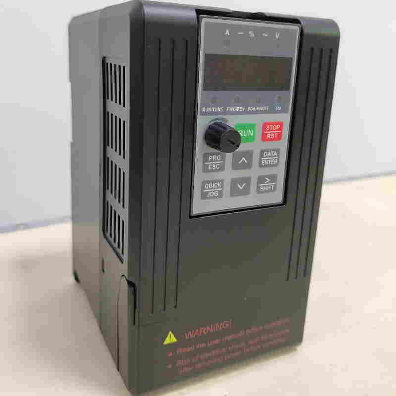 三相0.7KW 380V硬动力610系列高性能矢量通用变频器