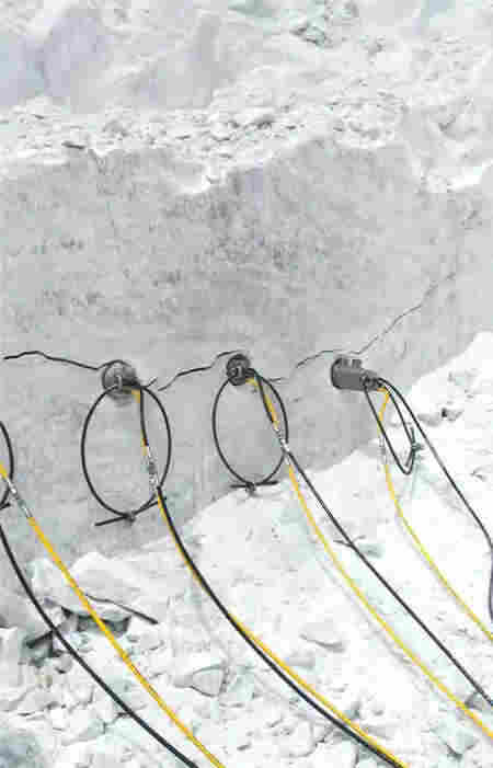 道路扩建岩石分裂 液压劈裂棒 岩石胀裂棒