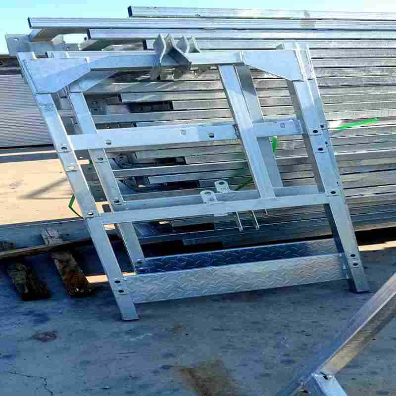 工程机械  电动吊篮鲁鼎 首页