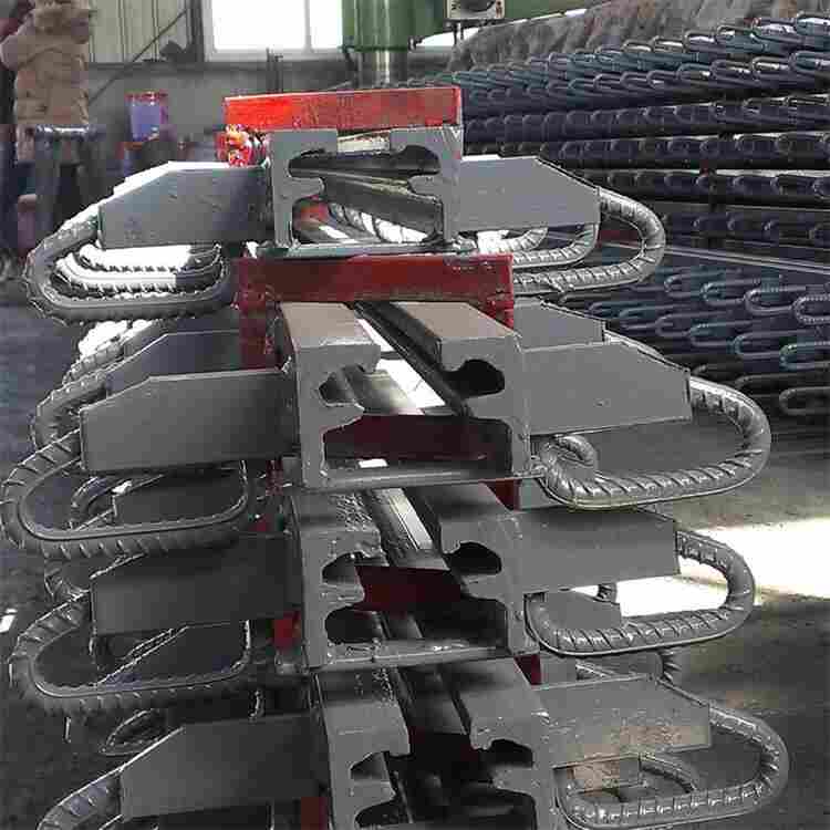 上海伸缩缝 定做型钢伸缩缝 梳齿板伸缩缝