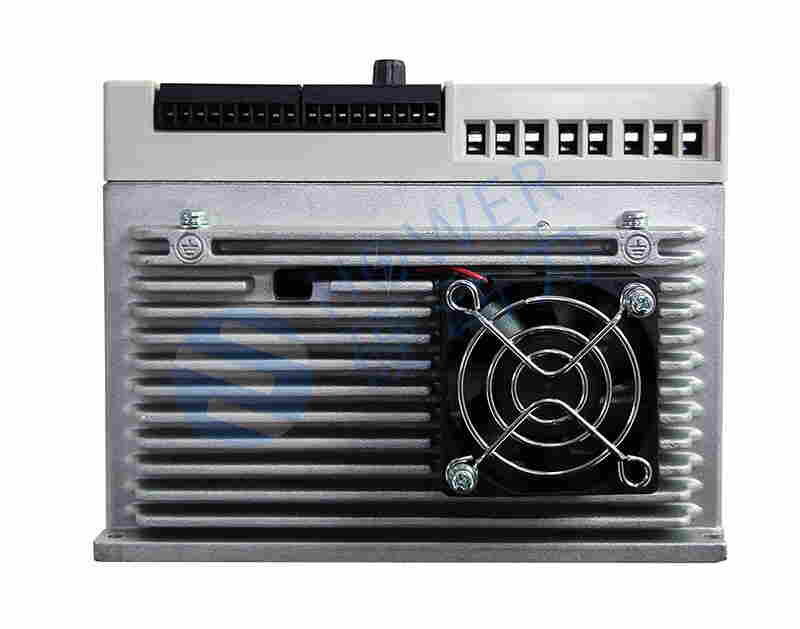 单三相0.7KW 220V硬动力650S系列无PG矢量变频器