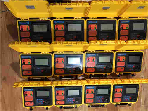 四线接地土壤电阻率测试仪