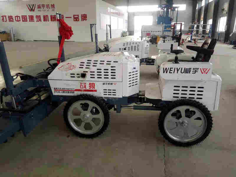 路面整平摊铺机