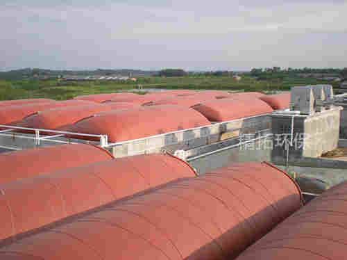养猪场沼气池