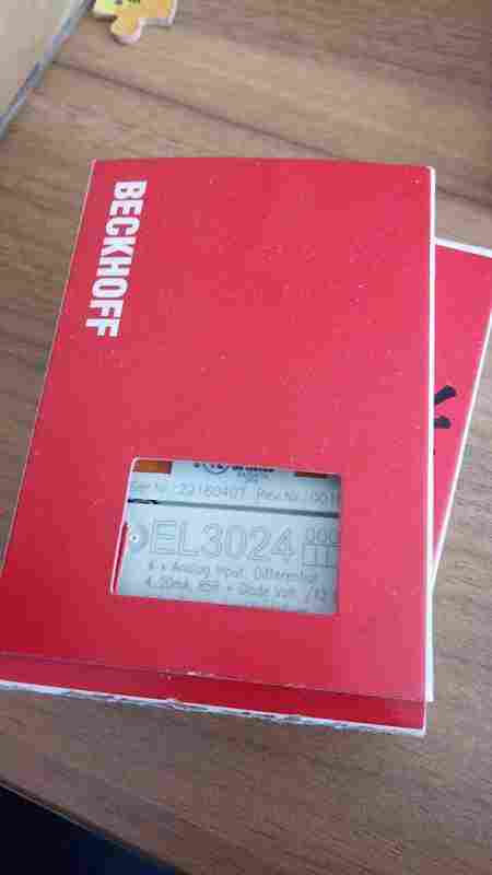 140DDI67300施耐德UPS电源