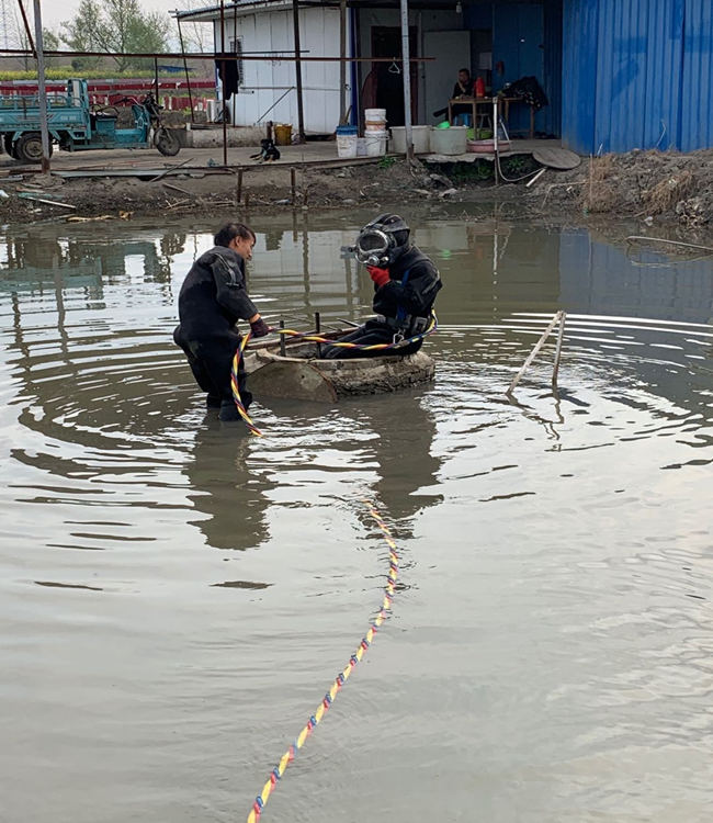 淄博市市潜水员服务公司--施工队伍