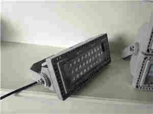 HG209防震型LED投光灯