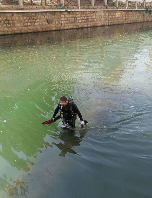 鄂尔多斯市潜水员服务公司-水下作施工队