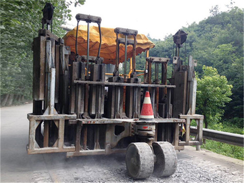 欢迎访问—普洱江城县多锤头水泥路面破碎机供货商