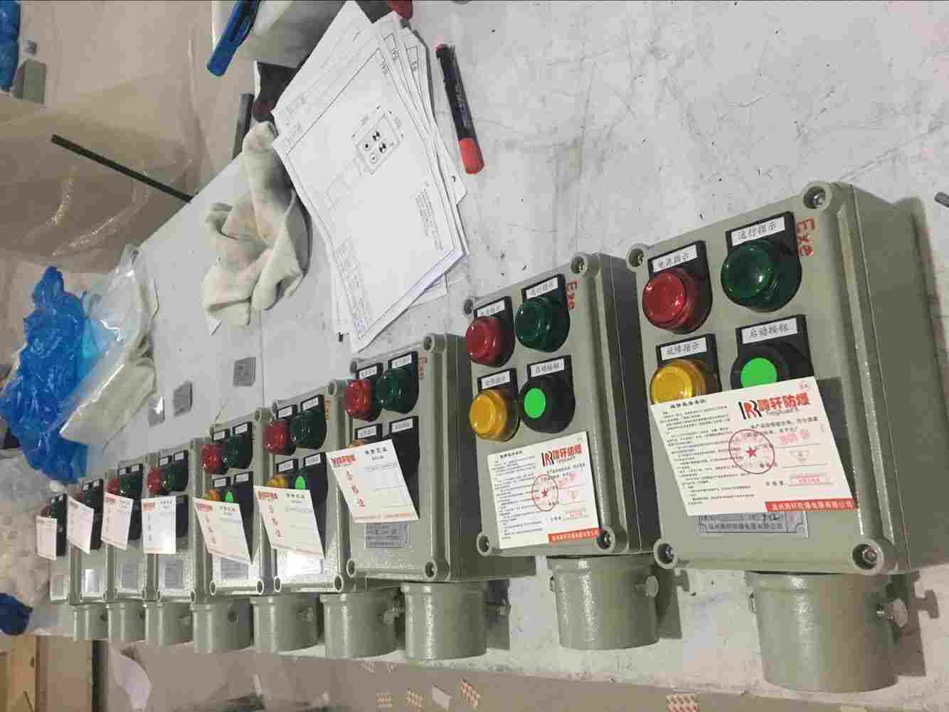 LBZ-T防爆操作柱