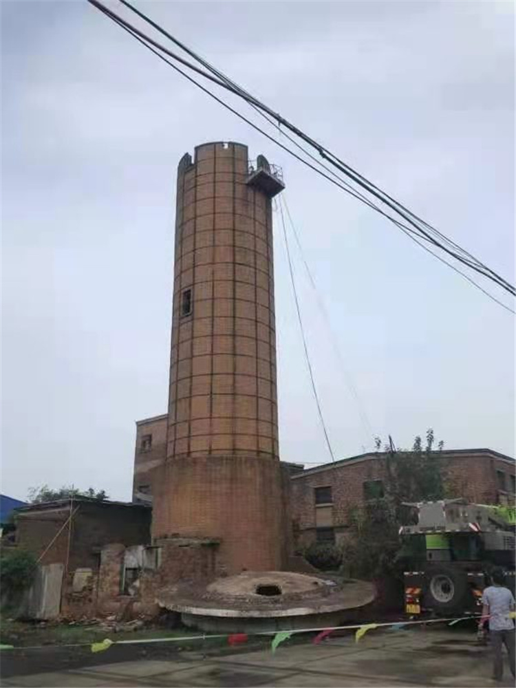 广州锅炉房烟囱拆除	