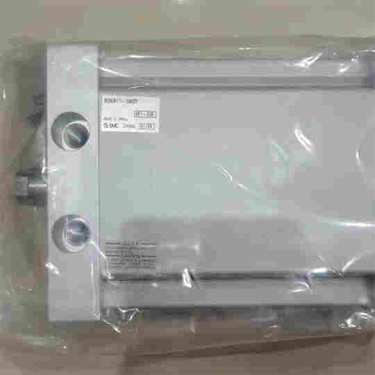 1634889235589989.jpg 平板式气缸MDUD32-15DZ-M9NV单杆双作用