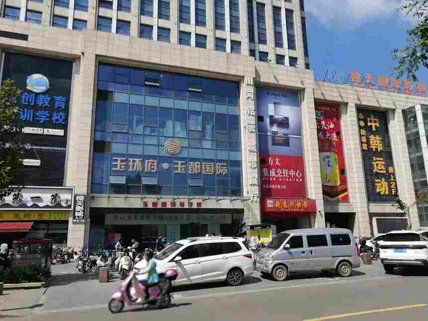 深圳市石膏板石膏粉买轻质自流平石膏粉集团专供欢迎你