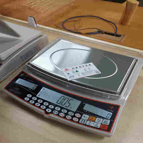2022:营口3公斤防爆电子天平分度值0.2克更新