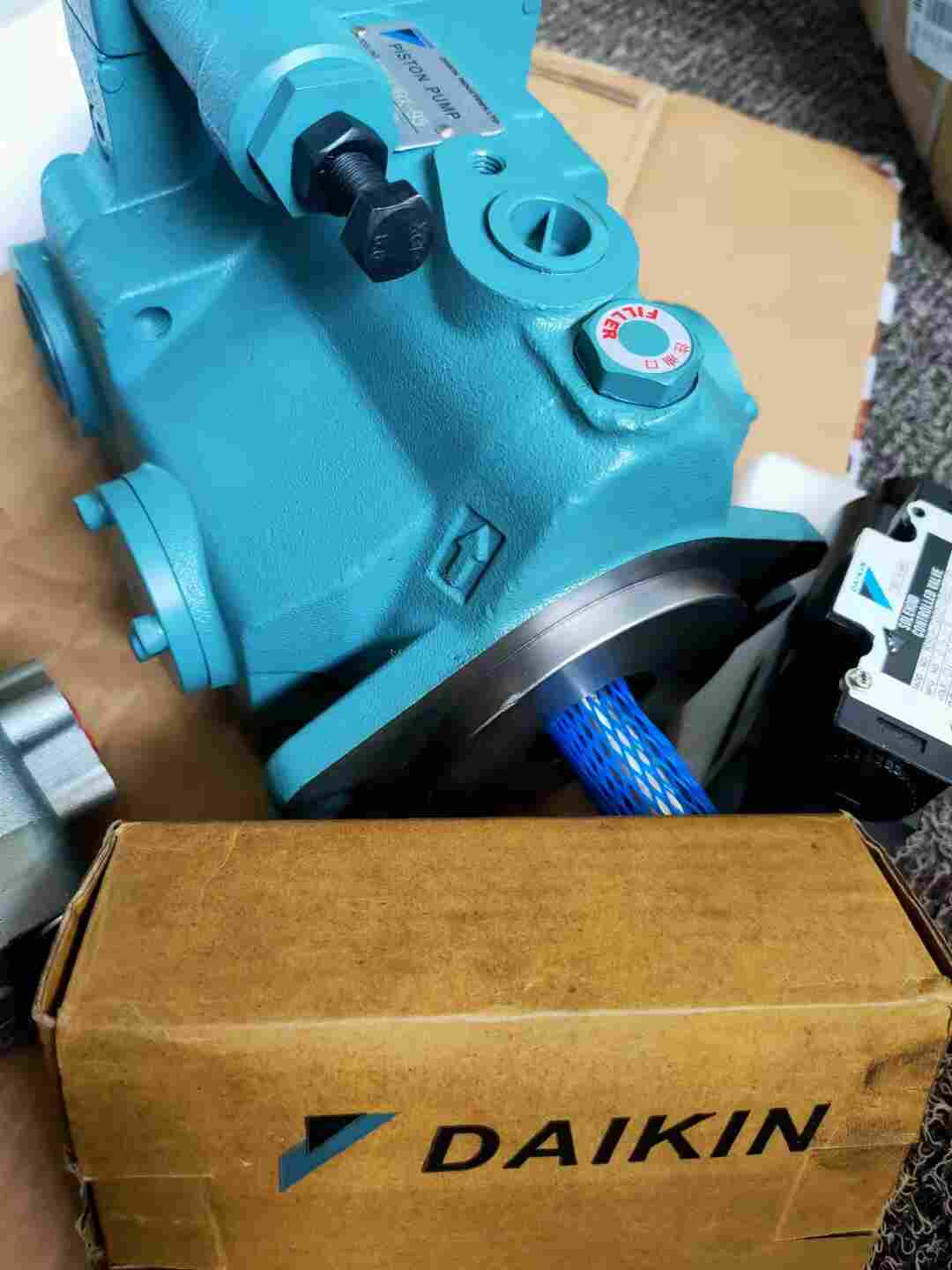 DAIKIN柱塞泵V8A1RX-20瑶佐机电经销 DAIKIN柱塞泵V8A1RX-20瑶佐机电经销