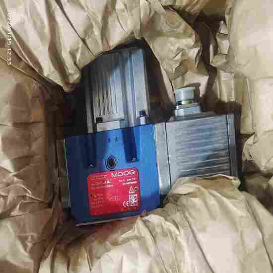 MOOG伺服阀D664-4731应用