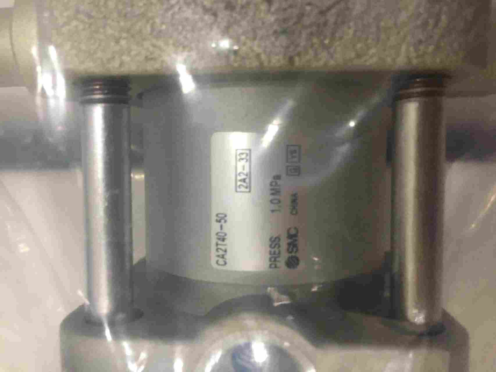 1663394148409341.jpg 耐水性强的单杆双作用SMC气缸CDQ2D40V-10DZ-XC6