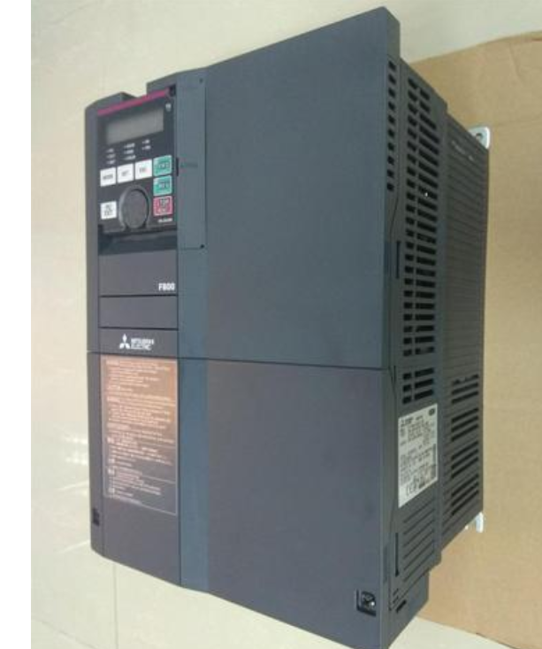 Mitsubish变频器FR-F840-00930-2-60功率45KW适用于风机水泵