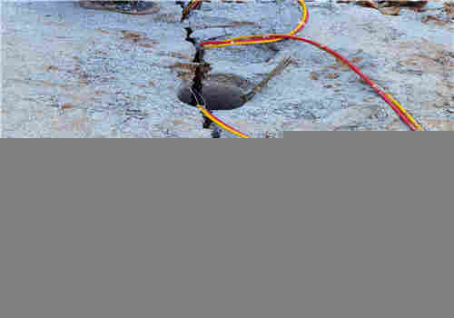 河南安阳液压岩石劈裂器液压岩石劈裂棒每吨成本-/2022已更新