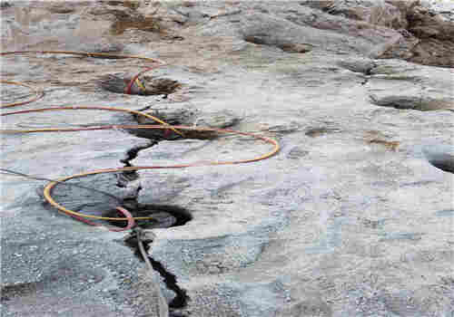 绵阳裂石机岩石分裂棒施工方法方案-/2022已更新